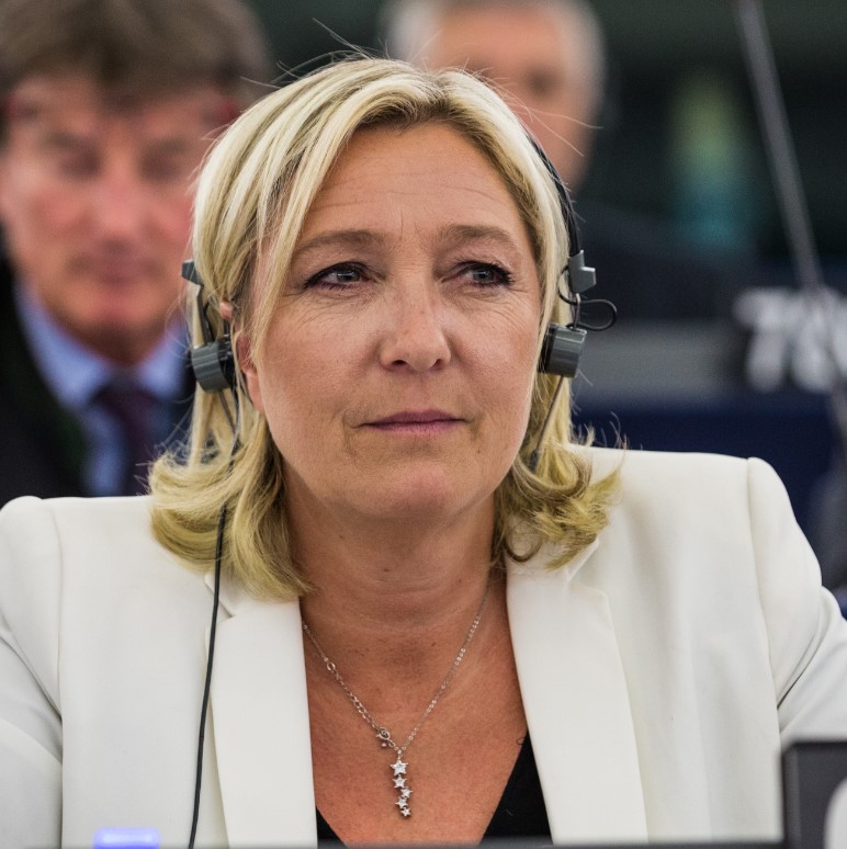 Marine le Pen 1er juillet 2014 (cropped).jpg