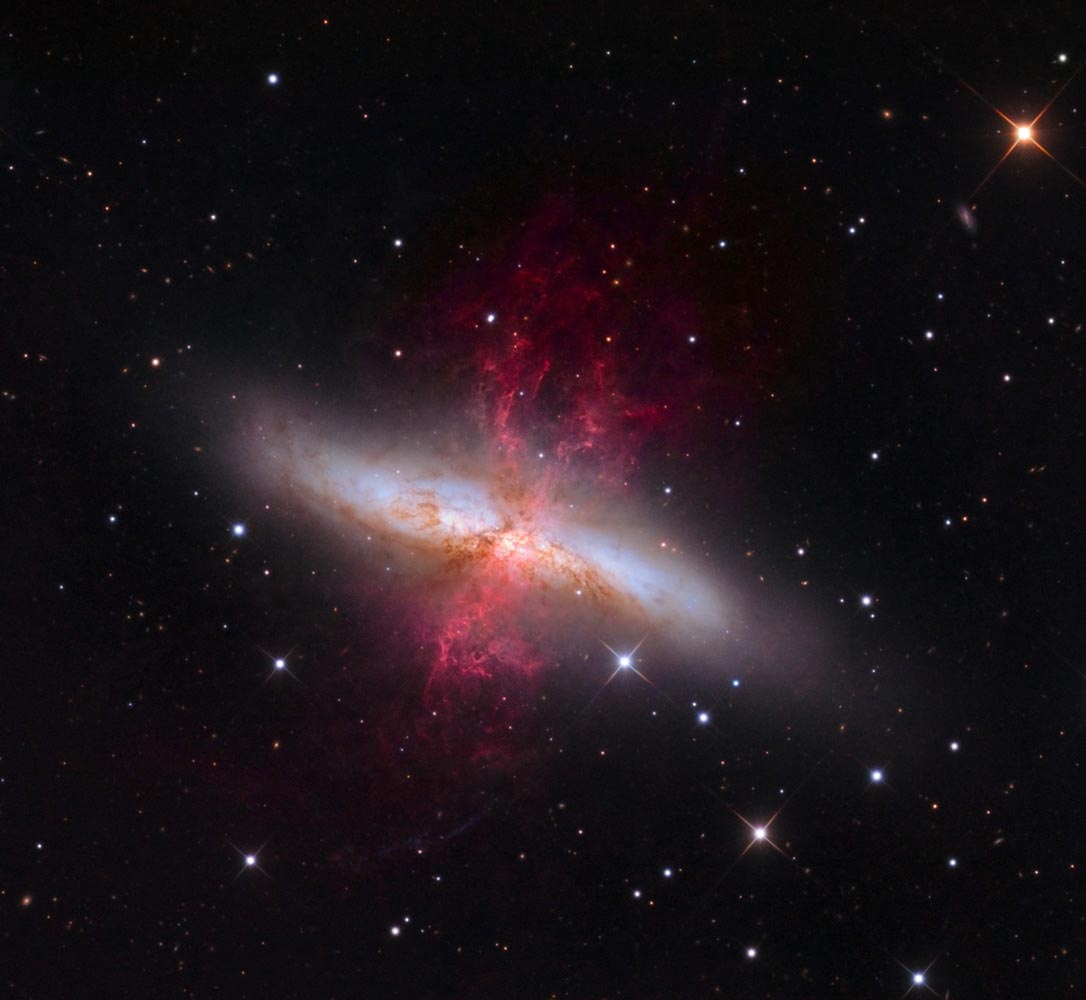 MPP M82 Galaxy from the Mount Lemmon SkyCenter Schulman Telescope courtesy Adam Block.jpg