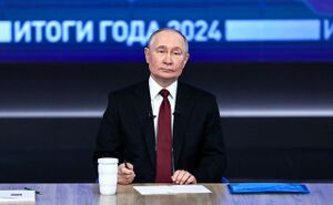 Владимир Путин в ходе прямой линии 2024.jpg