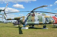 Mil Mi-8T '414' (13392179784).jpg
