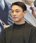 Yoo Ah-In 유아인 20181206.jpg