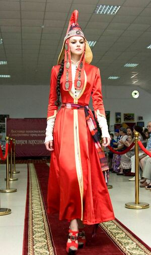 Ingush national women's costume.jpg
