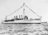 USS Gamble (DD-123) at anchor, circa in 1921 (NH 59648).jpg