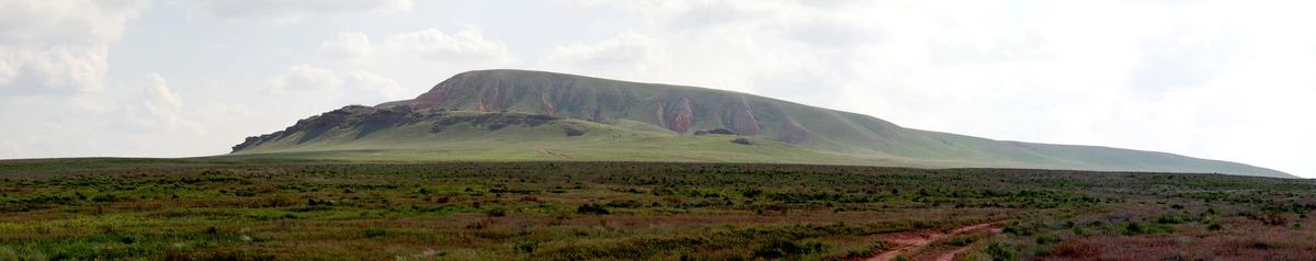 Панорама из урочища Шарбулак.