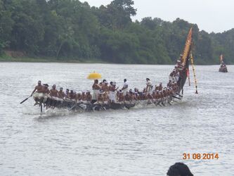 Another boat coming for valla sadya.JPG