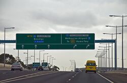 Tullamarine fwy.jpg