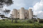 Castel del Monte, Andria.jpg