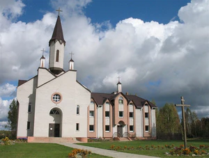 Asipovitšy church 3.jpg
