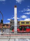Bogotá, av Décima tótem de la Estación Country Sur.JPG