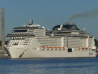 MSC Grandiosa leaving Kiel XII.jpg
