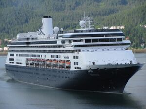 MS Volendam in Juneau.JPG
