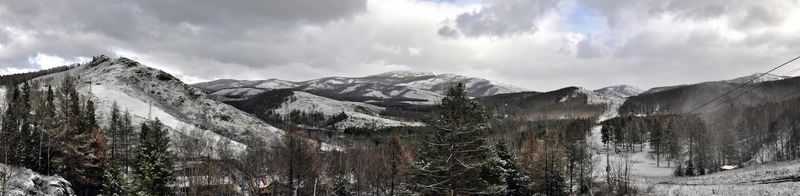 Панорама на границе Белорецкого и Абзелиловского районов. Горнолыжный комплекс «Абзаково». Октябрь, 2009 год.