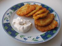 Ukrainian potato pancakes.jpg