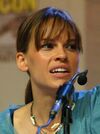 Hilary Swank at Comic Con San Diego 2006.jpg