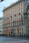 SPB Newski house 23.jpg
