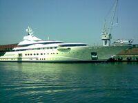 Yacht Pelorus in Lübeck.jpg