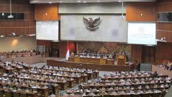 Sidang Paripurna DPR ke-9 2015.jpg