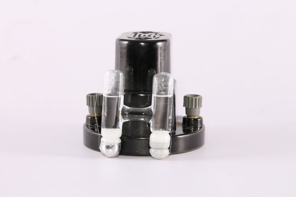 Нормальный элемент Вестона — Рувики: Интернет-энциклопедия