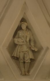 Teatralnaya porcelain sculpture 11.jpg