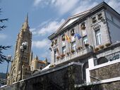 Trapagaran - Ayuntamiento 2.JPG