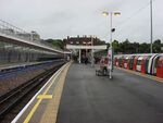Stanmore tube station 2.jpg