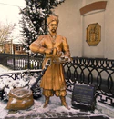 The monument to Kulchytsky in the village of Kulchytsi.JPG