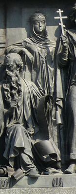 Княгиня Ольга на Памятнике «1000-летие России» в Великом Новгороде
