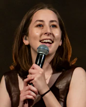 Alana HaimFoxPomona110418-12 (41059976844) (cropped).jpg