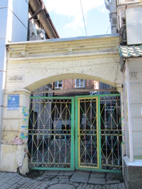 Вольская ул 44 ворота.jpg