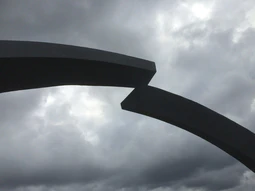 Разорванное кольцо 150909.jpg