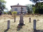 Паметник в чест на загиналите руски войници от Руско-турската освободителна война - с.Долно Камарци.jpg