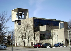 Järvenpään kirkko.JPG