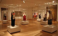 UkrainianMuseum-folkart300191.jpg