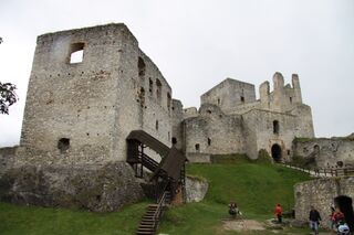 Castle Rabí from main courtyard (3).JPG