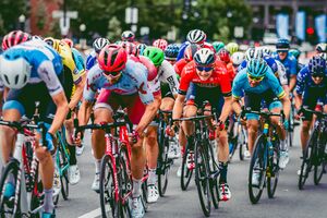 Finishing pack (48757555221).jpg