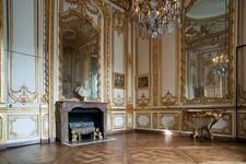 Petit appartement du roi - Pièce de la vaisselle d'or (3).jpg