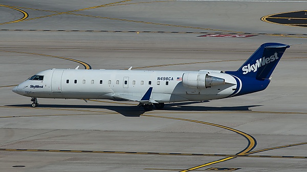 Bombardier CRJ200 — характеристики, описание, история разработки