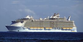 Allure of the Seas (ship, 2009) 001.jpg