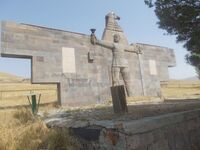 Հուշարձան Երկրորդ աշխարհամարտում զոհվածներին. Ծաղկունք3.jpg