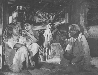 Balraj Sahni, Rattan Kumar and Nana Palsikar in Do Bigha Zamin (1953).jpg