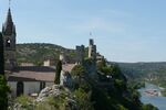 Eglise à Aiguèze 2.JPG
