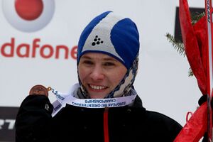 Tatiana Vlasova with bronze medal (long distance at Ski-EOC 2010).jpg