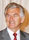 Bob Hawke 1987 portrait crop.jpg