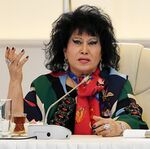 Zeynəb Xanlarova 01.03.2019.jpg