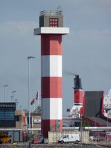 Nieuwe Waterweg Lage Vuurtoren 2010.JPG