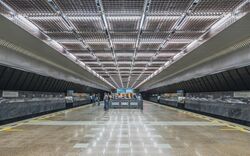 E-burg asv2019-05 img65 Geologicheskaya metro station.jpg