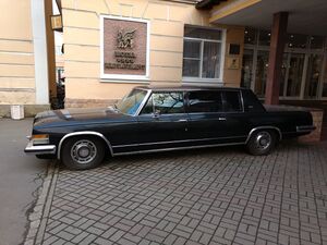 Limusina ZiL-115 - San Petersburgo-007.jpg