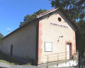 Mairie de Betbèze (Hautes-Pyrénées) 1.jpg
