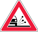 Latvia road sign 116.svg