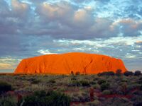 Sunset at Uluru on July 30, 2005.jpg